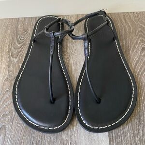Bernardo Lilly Flat Size 7.5 in Black